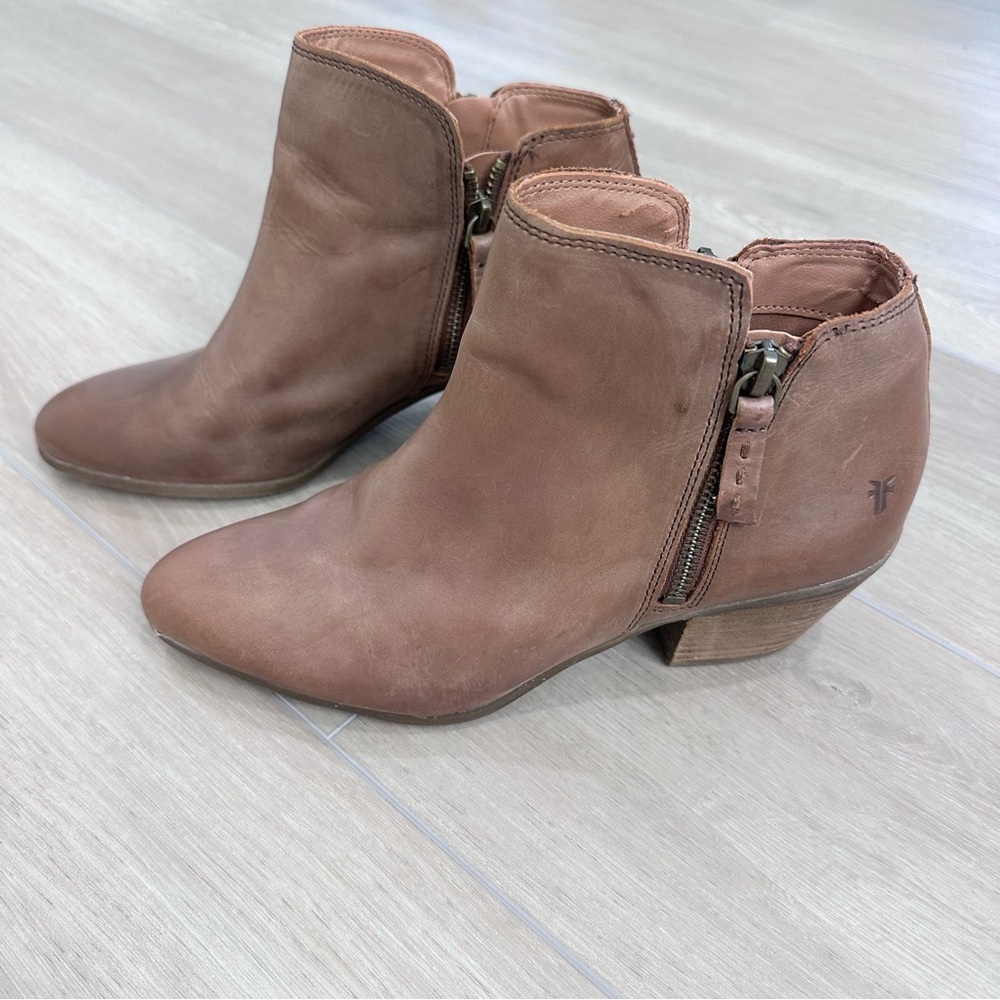 Women's Brown Leather Ankle Booties with Side Zip